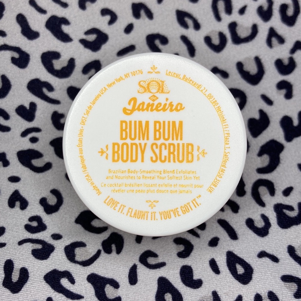 Bum Bum Body Scrub - Picture 2 of 4